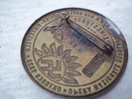 German tinnie, rally badge, Duitse tinnie Weihestunde der Arbeit Koblenz A.RH. Nazionale Dopolavoro NSBO Gau Koblenz-Trier - Birkenfeld Oktober 1933, zeldzame tinnie.