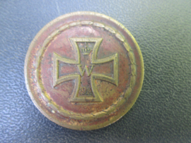 German remembrance coin medal. Duitse herinnerings penning S.M.S. EMDEN, een schip heel actief tijdens de Boxeropstand en WO1 in China Ijzerenkruis 1914 op achterkant zeer zeldzaam stuk zoals alles van de S.M.S. EMDEN.