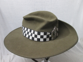 Australian police cap. with badge SA-Police. Australische politie hoed, met embleem.
