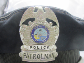 American police cap FLORIDA Patrolman rare piece. Amerikaanse politie pet Florida police mooi origineel exemplaar. zeldzaam en moeilijk te vinden stuk.