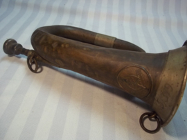 German bugle Labour Party, nicely marked. Duits signaalhoorn, bazuin van de Arbeitsdienst met embleem en regimentsnummer 5/319, werkend, zeer decoratief