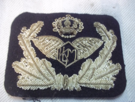 Dutch cap badge KLM airlines. Nederlands petembleem zilver borduurd KLM jaren 20- 50 zeer bijzonder.