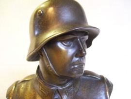 Nice statue German Soldier bronze. Bronzen Buste Weimar soldaat zware kwaliteit.
