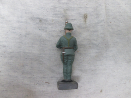 Dutch pre war soldier, Nederlands speelgoed soldaatje, merk DURSO, Belgium, zeer nette staat.