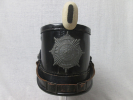 German Garde shako. Duitse Garde Shako feldgrau, model 1915 zeer nette staat zeldzaam hoofddeksel.