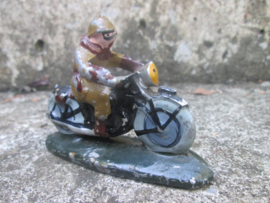 Quiralu aluminium motorcycle. Militair op motor
