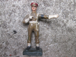DURSO Military Police British. Engelse soldaat van de Militaire politie met armband rode MP op blauw, goede staat.