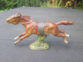 LINEOL jumping horse, springend paard goede staat.