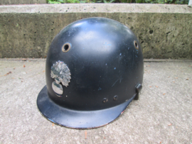 Belgium police helmet older type RIJKSWACHT. belgische politie helm 1e model van de bereden Brigade, kom je niet vaak tegen.