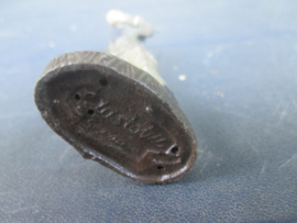 ELASTOLIN German soldier marching Duitse soldaat marcheert helm op de rug.