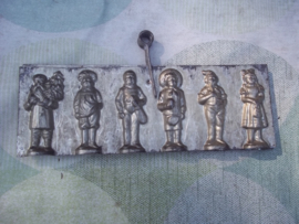 metalen chocolade vorm met 6 figuren.