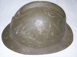 French helmet M26 Artillery. Franse helm van de artillerie