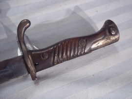 German butcher bajonet. Duitse bajonet 98/05 n.A. met abnahme stempel en datum 1915. zeer nette staat met werkende knop. maker uit ERFURT.