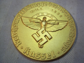 German plaques, gilt, medal NSFK Reichswettkampf des NS Fliegerkorps Kassel 1938 light metal. Aluminium penning plaquette National Socialistisch Flieger Korps. verguld.