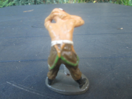 ELASTOLIN Grman soldier washing himself. Duitse soldaat wast zich. goede staat