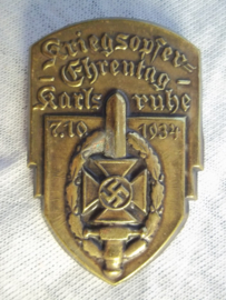 German tinnie rally badge, Duitse tinnie Kriegsopfer Ehrentag Karlsruhe 7-10-1934