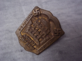 Duitse tinnie ARBEIT GIBT BROT- 6-8 APRIL 1934 - WIESBADEN.