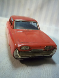 Tin toy car. Blikken speelgoed auto met frictie motor FORD TAUNUS , made in Japan, jaren 60. werkend. goede staat