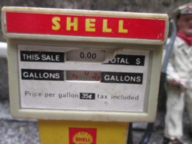 Tankstation made in Hong/Kong working. Benzine pomp met composiet figuur shell