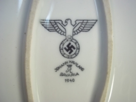 German saucer, with Wehrmacht or party eagle. Duitse Wehrmacht of partij schotel met datum 1940.