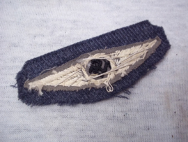 Vlieger wing, klein model van de DLV uit een uniform geknipt. Zeldzaam vroeg Luftwaffe embleem. langere modellen van 11 cm zijn bekend deze kleine uitvoering minder.