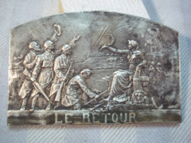 French plaque, soldiers back to civilisation "Le Retour". back from the colonies. Franse plaquette, soldaten terugkeer en terug naar normaal Oud-strijders uit de kolonie