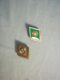 East-germany qualification badge Schutzpolizei. DDR NVA politie embleem 2 stuks