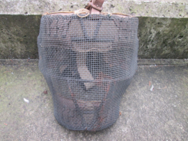 Antiek scherm masker gemaakt door Ken-Wel. model uit de jaren 30-40.