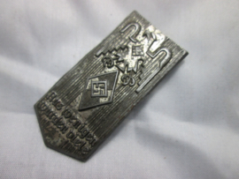 German tinnie, rally badge, Duitse tinnie, HJ Hitler- Jugend aus wenigen wurden viele, nice condition. Duitse tinnie begin periode 1933-1934.