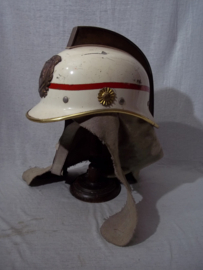 Dutch firehelmet officer, 1960-1980. Brandweerhelm officier compleet jaren 70.
