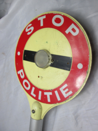 Nederlands bord met verlichting STOP POLITIE.