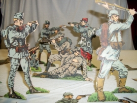 Paper soldiers you can bent. Papieren soldaten welke je kan vouwen, div. nationaliteiten.