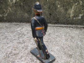 DURSO Dutch soldier Royal Marines. Nederlandse soldaat Korps mariniers in parade uniform met pinhelm, goede staat.