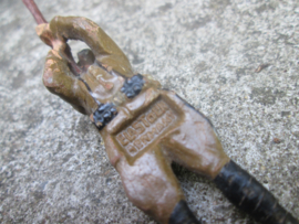 ELASTOLIN Belgium soldier with gasmask shooting, Belgische soldaat schietend met gasmasker