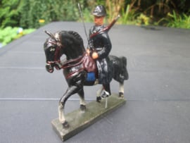 DURSO Belgium police on horse. Belgische Rijkswacht te paard in zeer nette staat met helm.