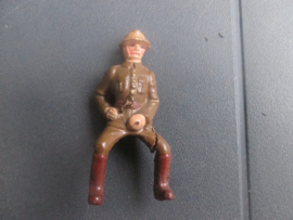 LINEOL Belgium soldier on horse smaler size. Belgische soldaat op paard kleiner model.