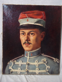 Painting French Hussard. Schilderij olie op canvas  38 bij 46 cm. afgebeeld een Franse Huzaar in atilla met kepie. Koloniale uitvoering. Chasseur de Afrique. 4e regiment 1900-1930 zeer bijzonder schilderij en duidelijk.