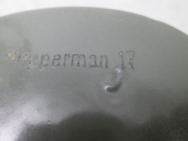 German enamel drink cup, nicely marked UPPERMAN 1917. Duits emaille drinkbeker in een zeer nette staat gemarkeerd 1917.