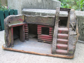 German made Military trench. Duitse makelij een Militaire commando post gevechtsstelling, zeer nette staat.