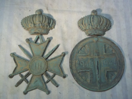Bronse plaque Belgium medal. Bronzen plaquette van Belgische medaille 25 bij 17 cm.