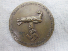 German medal agruculture. Duitse penning Der Reichsminister fúr ernahrung und landwirtschaft, STAATS EHRENPREIS, zeer decoratieve en aparte medaille- penning. 5 cm.