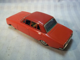 Tin toy car. Blikken speelgoed auto met frictie motor FORD TAUNUS , made in Japan, jaren 60. werkend. goede staat