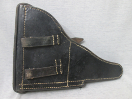 German hard shell P-08 holster nicely marked. Duits p-08 Lüger holster met Waa stempel - maket dtu. 1941, zeer nette staat. TOP stuk.