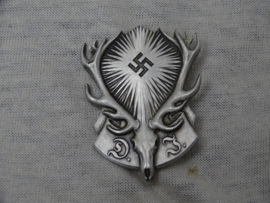 German member badge of the German hunting association. Duitse speld van de Deutscher Jägerverband. mooi gemerkt Ges.Gesch. in een bijna mint staat