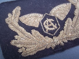 Cap badge Ceylon  Airlines, officer. Piloten pet embleem officier 1e piloot Ceylon Airlines.
