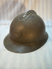 French helmet M- 1926, with Infantry badge second model, nice linner with leather strap Franse helm M-26 Infanterie  met binnenwerk, goede staat.