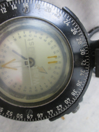 German wrist kompass Wehrmacht, very hard to find in a nice quality. Duits pols kompas,werkend, geen leesbaar stempel in het leer. Wehrmacht kompas, zeer zeldzaam type.  in een fantastische conditie.