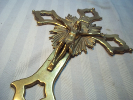 Koperen kruisbeeld messing. antiek