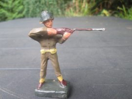 DURSO Shooting American soldier. Schietende Amerikaanse soldaat.