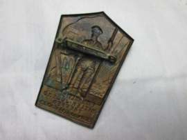 German tinnie, rally badge, Duitse tinnie, HJ. 1. Anhaltisches Hitler- Jugend Treffen Bernburg 14/15- 10-1933. Nice early tinnie, mooie vroege veranstaltungs abzeichen